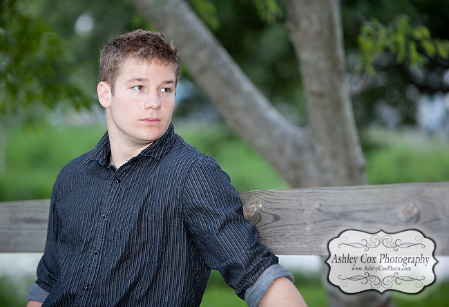 Justin's senior portraits in League City, Texas & Friendswood High School.